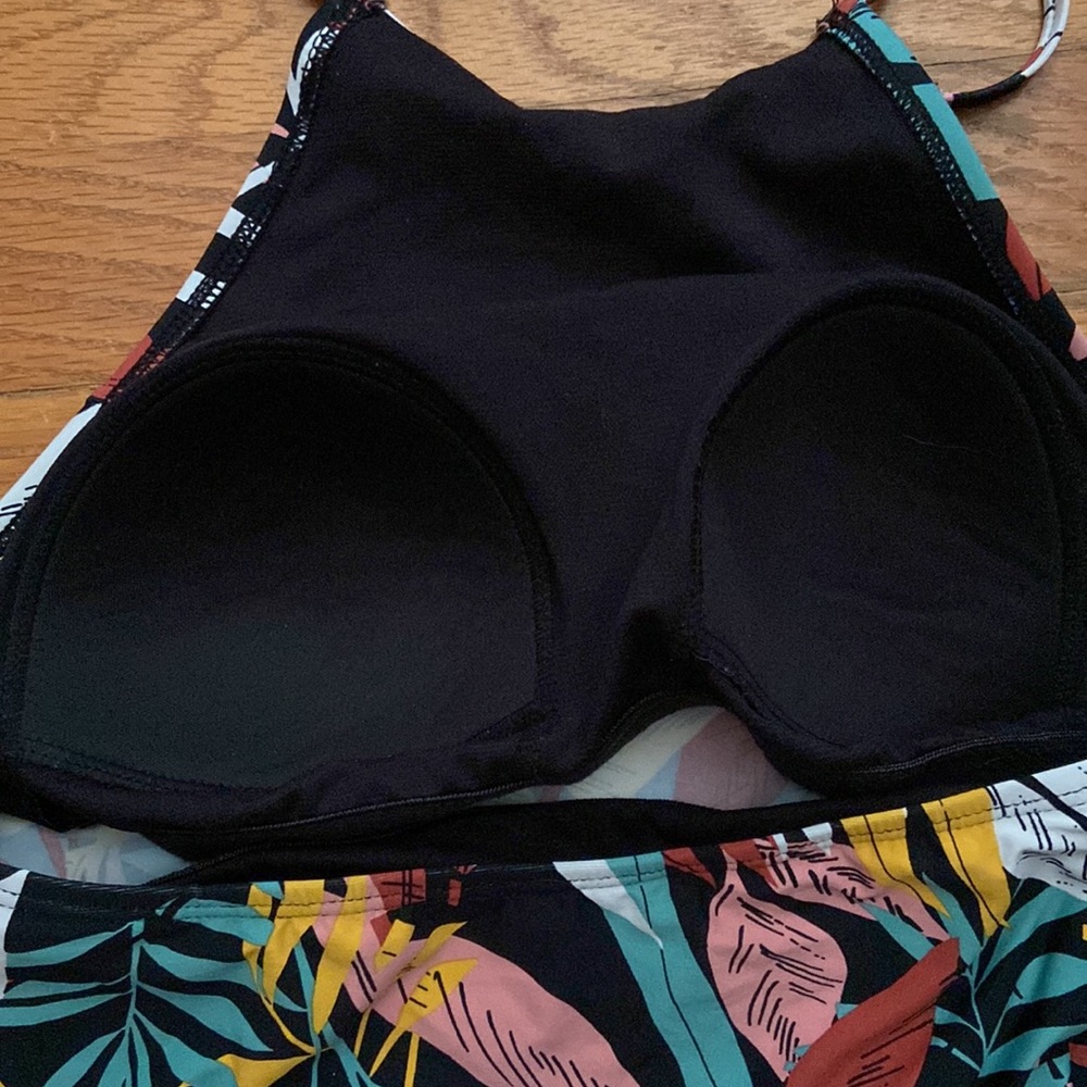 Floral Tankini bathing suit top - Picture 5 of 6